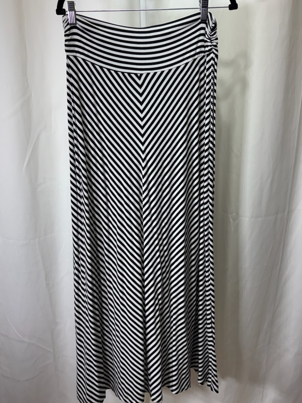 Merona Black & White Chevron-Stripe Maxi Skirt 2532